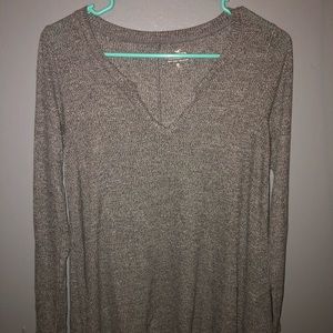 Hollister long sleeve grey v neck